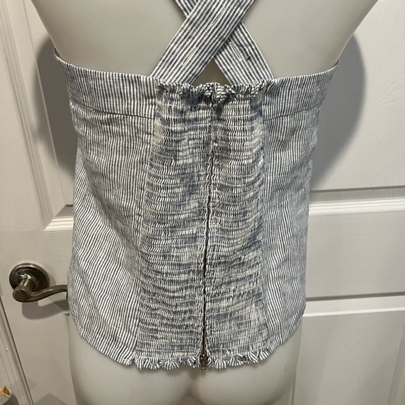 Quince 100% European linen blue pinstripe fitted tank large NWT - Picture 6 of 12